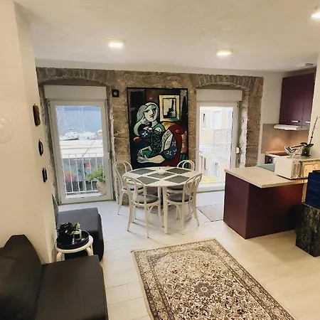 Picasso דירה סלצה